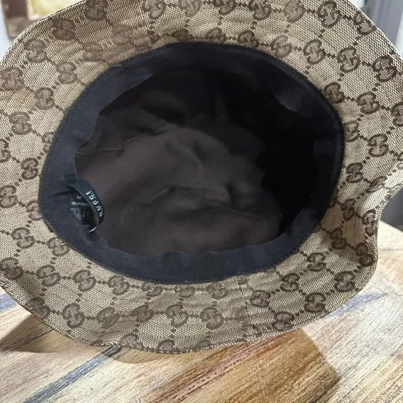Gucci Monogram Bucket Hat - Picture 5 of 7
